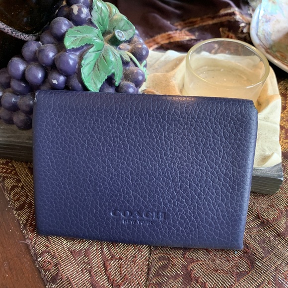 Authentic COACH 1941 Pebbled leather snap flap card case - Picture 6 of 7